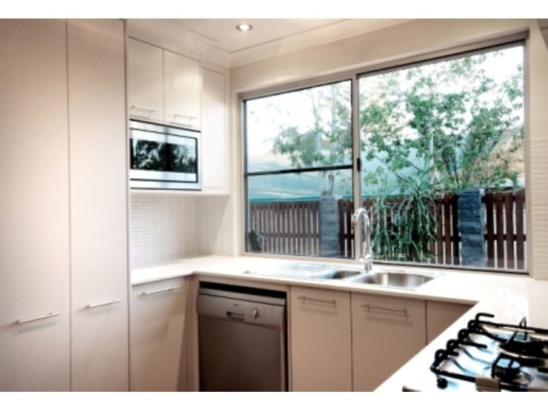 4/59 Edward Street, Berserker QLD 4701